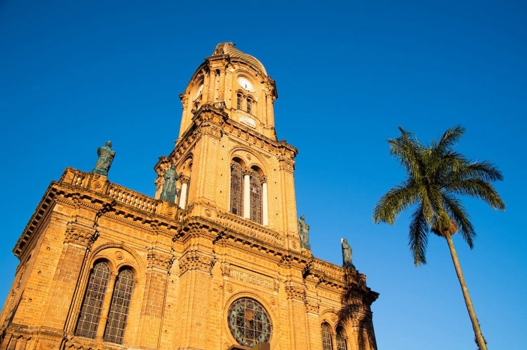 7 Fantastic Places You Can Visit On A Budget In 2023