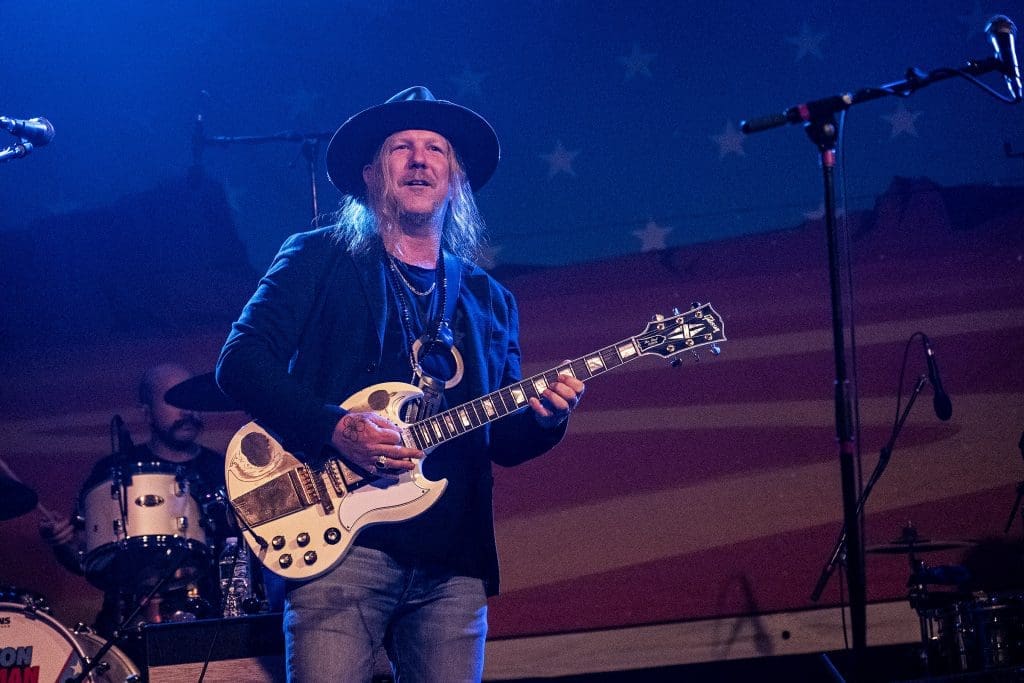 Devon Allman and Donavon Frankenreiter Attempt To Set World Record