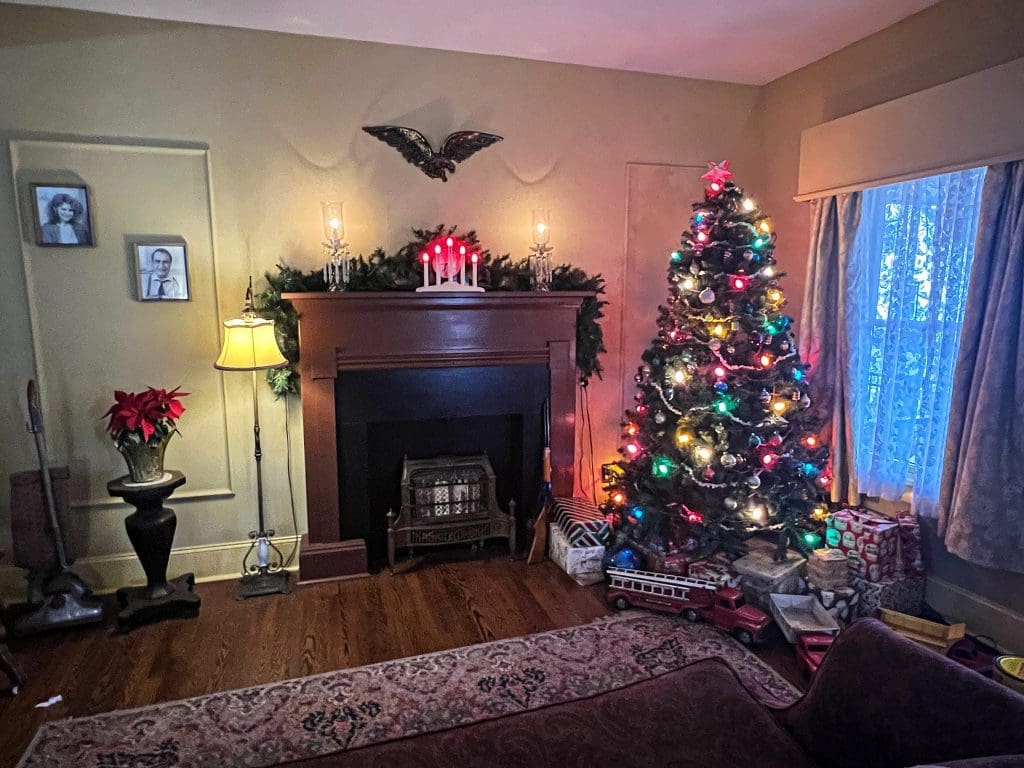 A Christmas Story House Is A Holiday Tradition In Cleveland