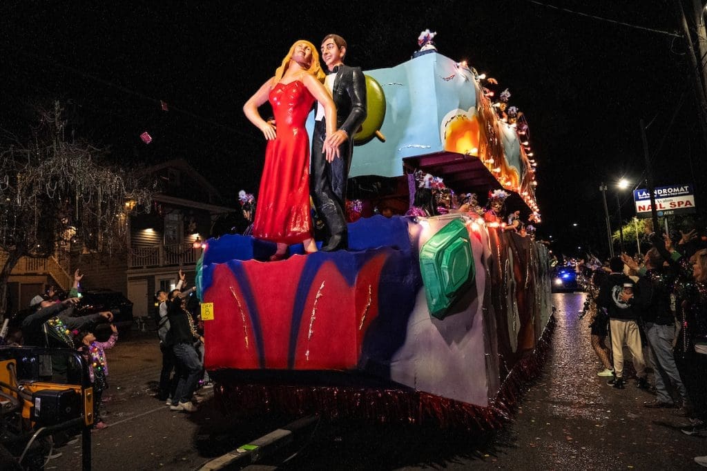 Krewe Of Cleopatra Dazzles With Happy Hour 